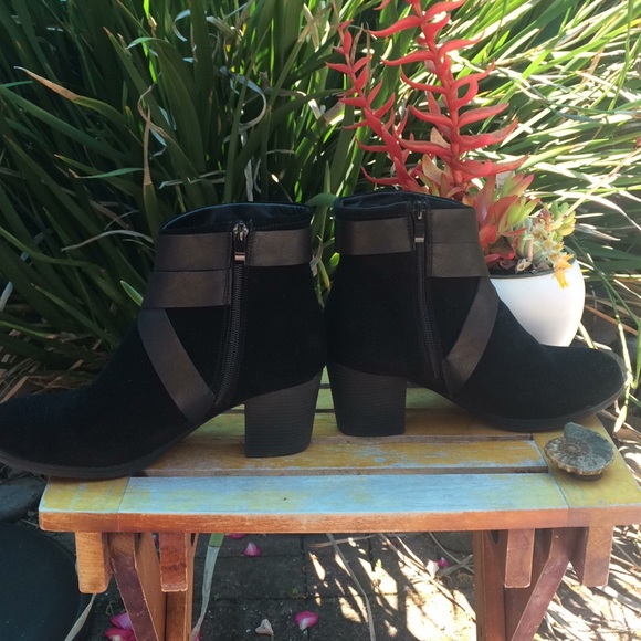 Skechers♣️Amazing Boots - Picture 7 of 8